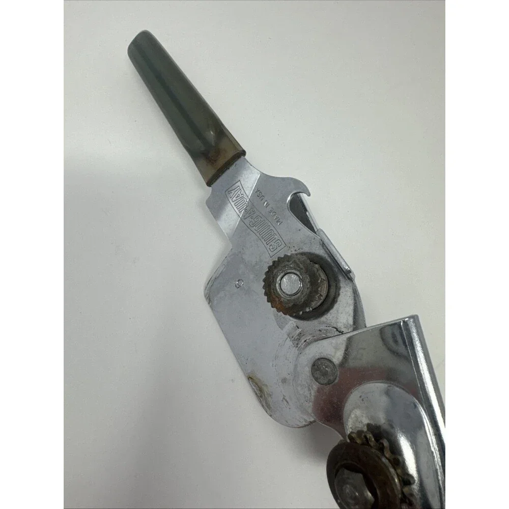 Vintage SWING-A-WAY Swing Away Manual Can Opener w Bottle Opener Soft Handle USA